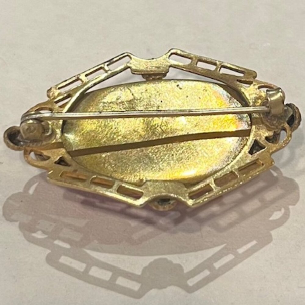 Romantic Antique Pink & Gold Brooch - Picture 2 of 5